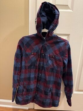 Eddie Bauer Hooded Plaid Shirt Jacket in Navy and Burgundy sz medium women’s